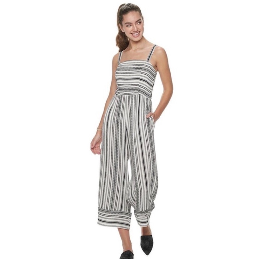 Japna White Leg Sleeveless Jumpsuit Black and White Size‎ XS